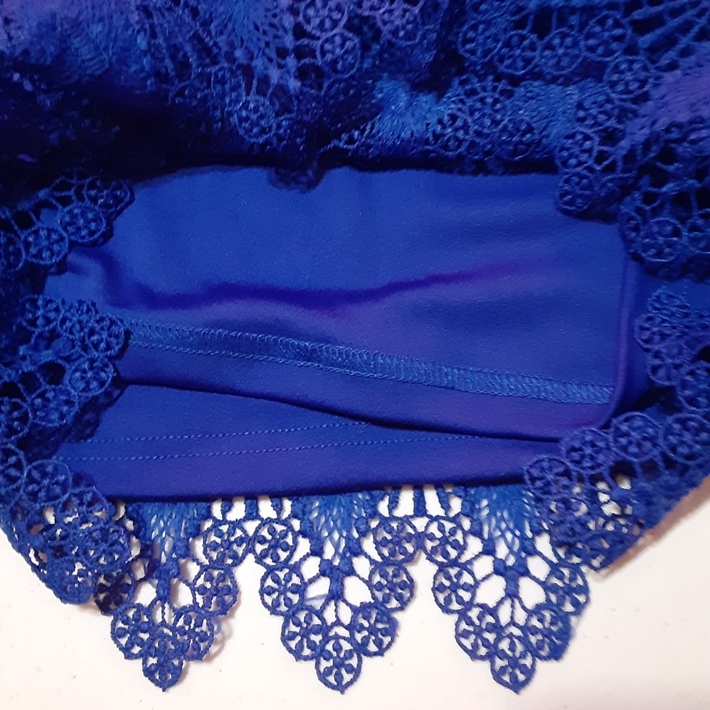 Crochet Lace Lined Pull On Shorts - Picture 4 of 4
